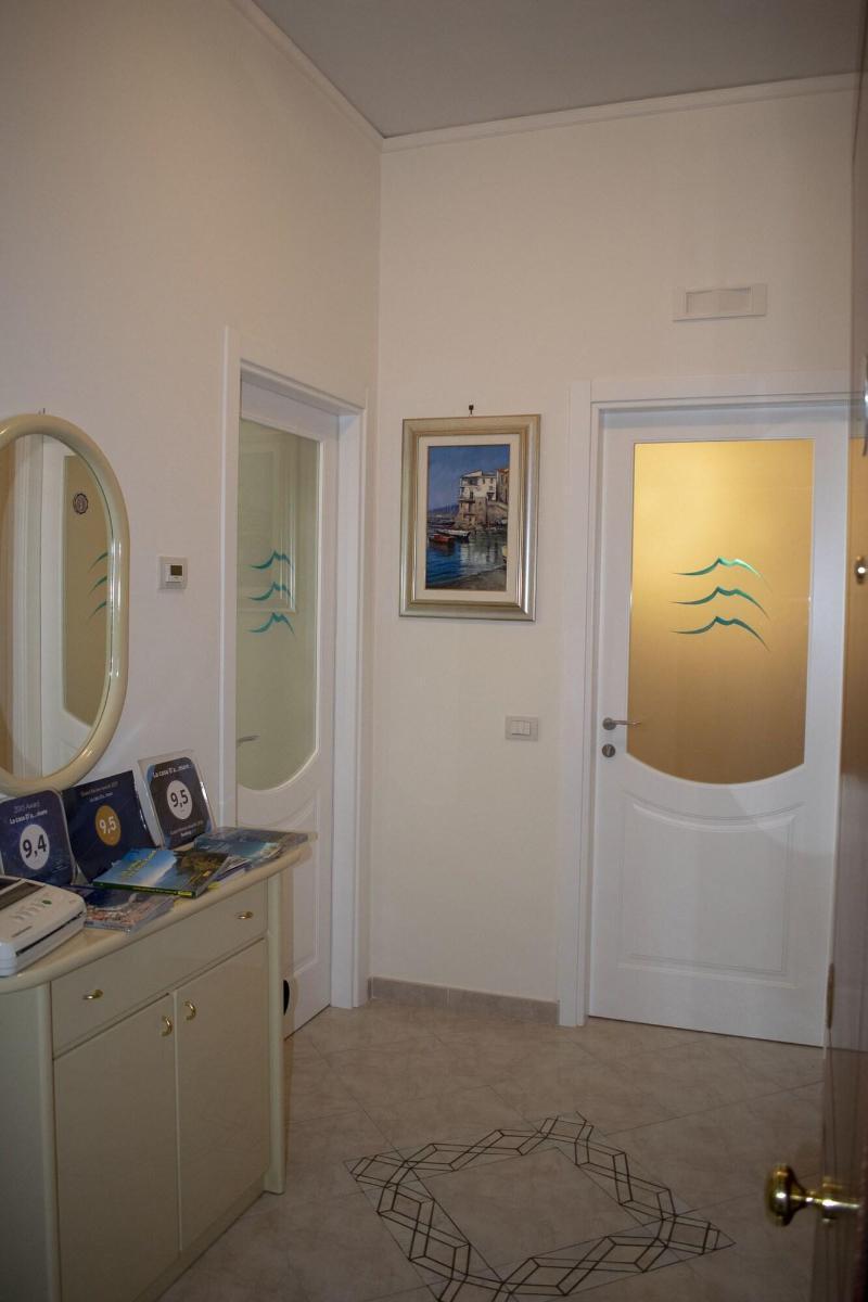 La Casa D'A...Mare Bed & Breakfast ไมยอรี ภายนอก รูปภาพ